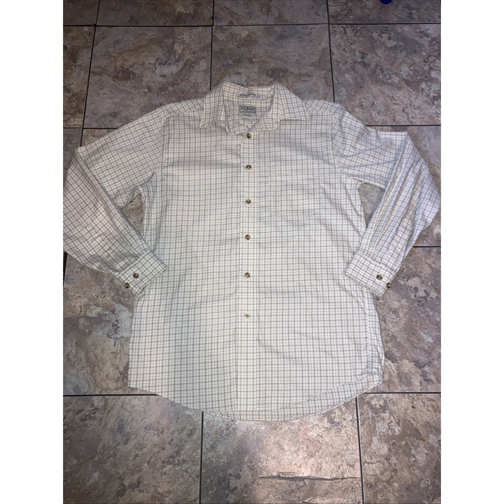 L.L.‎ Bean Men's Wrinkle Resistant Button Down 100% Cotton